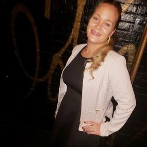 Meet your Posher, Manuela